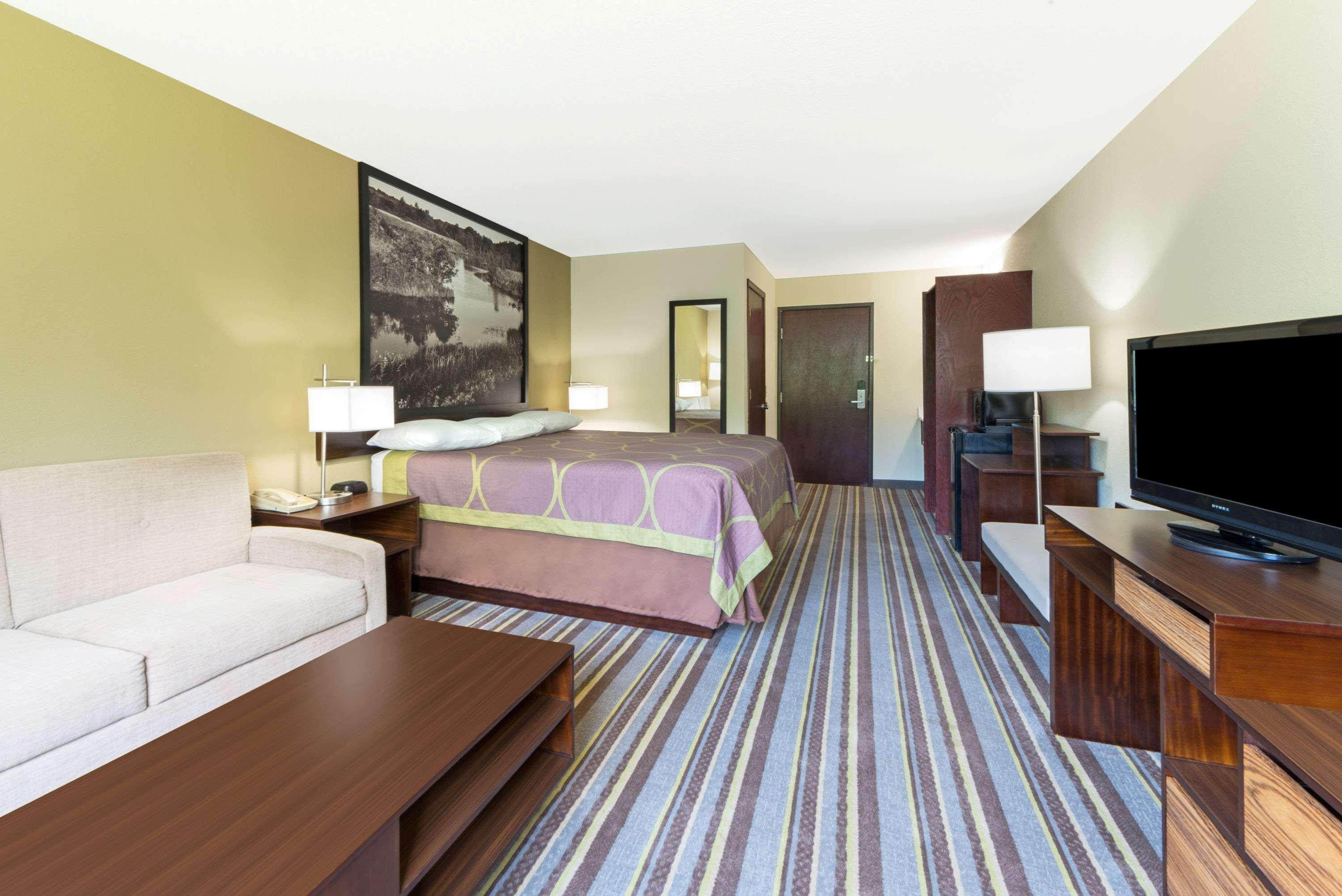 Super 8 By Wyndham Perry Hotel Luaran gambar