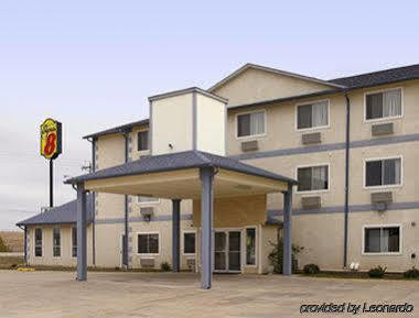 Super 8 By Wyndham Perry Hotel Luaran gambar